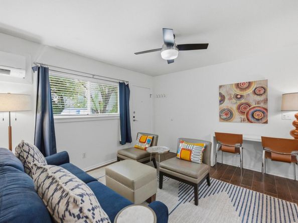 304 E 33rd ST 11, Austin TX 78705