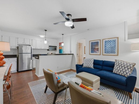 304 E 33rd ST 11, Austin TX 78705