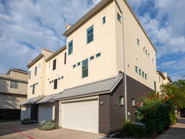 1205 Kinney Ave J, Austin TX 78704