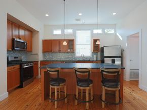 1205 Kinney Ave J, Austin TX 78704