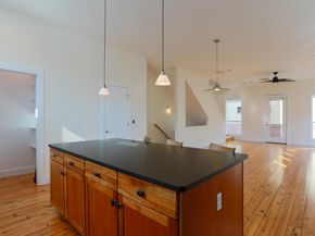 1205 Kinney Ave J, Austin TX 78704