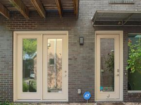 1205 Kinney Ave J, Austin TX 78704