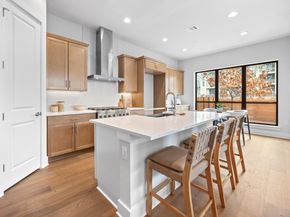 2707 Dulce LN 14, Austin TX 78704