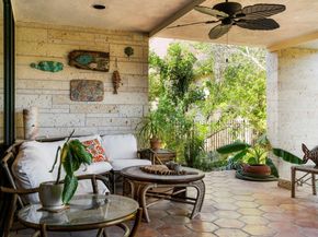 22124 Briarcliff DR, Spicewood TX 78669