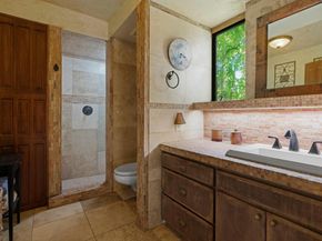 22124 Briarcliff DR, Spicewood TX 78669