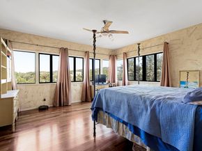 22124 Briarcliff DR, Spicewood TX 78669