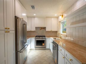 7700 Robalo RD, Austin TX 78757