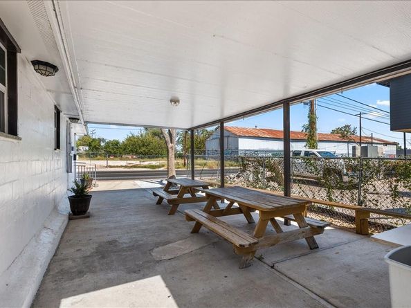 2607 E 5th ST, Austin TX 78702