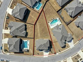213 Great Lawn BND, Liberty Hill TX 78642