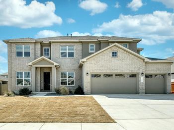 213 Great Lawn BND