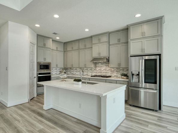 213 Great Lawn BND, Liberty Hill TX 78642