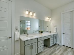 213 Great Lawn BND, Liberty Hill TX 78642
