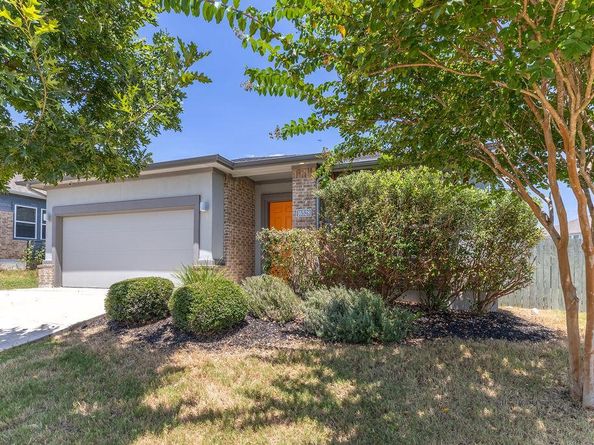 16528 Glimmering RD, Manor TX 78653