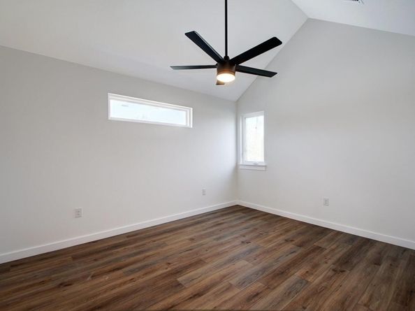 407 Delmar Ave A, Austin TX 78752