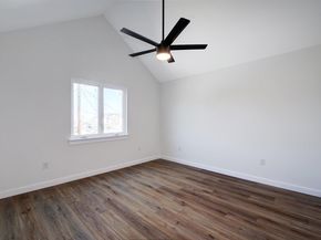 407 Delmar Ave A, Austin TX 78752