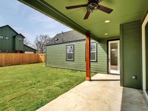 407 Delmar Ave A, Austin TX 78752