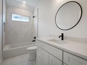 407 Delmar Ave A, Austin TX 78752