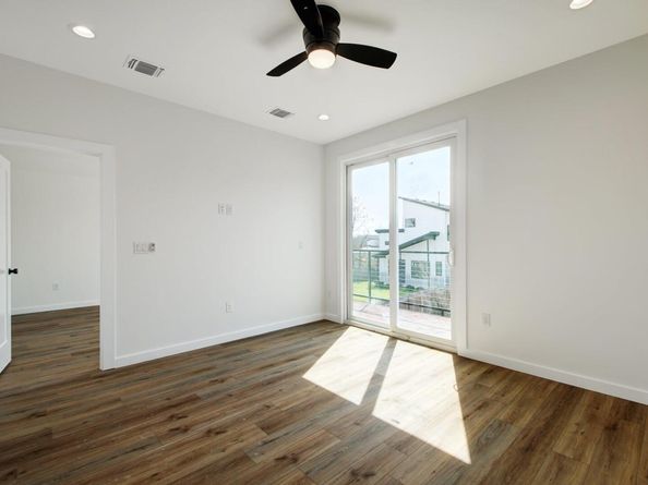 407 Delmar Ave A, Austin TX 78752