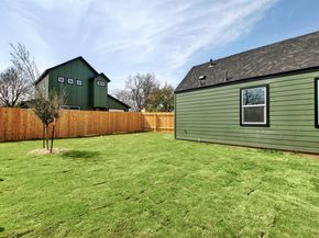 407 Delmar Ave A, Austin TX 78752