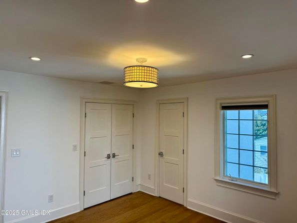 48 Richland Road, Greenwich CT 06830