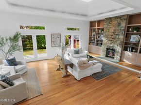 11 Shorelands Place, Old Greenwich CT 06870