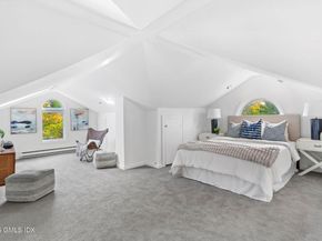 11 Shorelands Place, Old Greenwich CT 06870