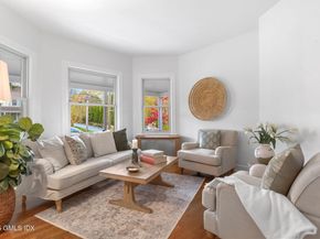 11 Shorelands Place, Old Greenwich CT 06870