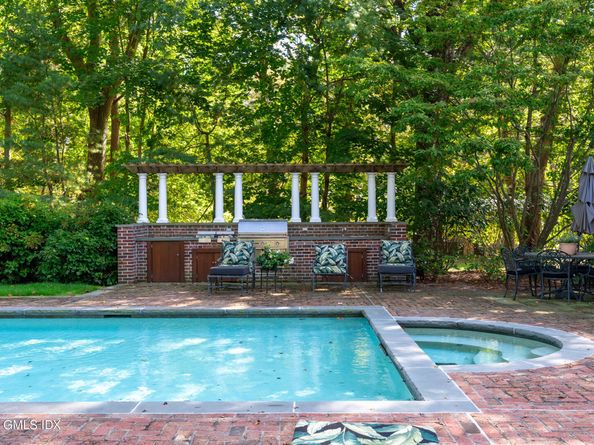 214 Good Hill Road, Weston CT 06883