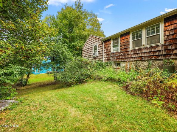39 Homestead Road, Greenwich CT 06831