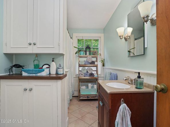 39 Homestead Road, Greenwich CT 06831