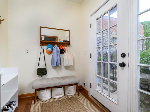 291 Delavan Avenue, Greenwich CT 06830