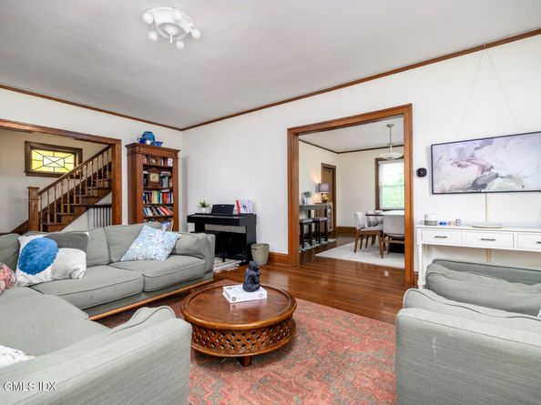 291 Delavan Avenue, Greenwich CT 06830