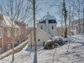 84-86 E Putnam Avenue, Cos Cob CT 06807