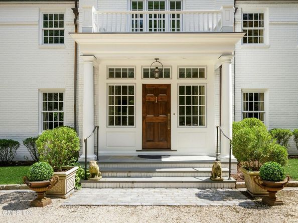 12 Hedgerow Lane, Greenwich CT 06831