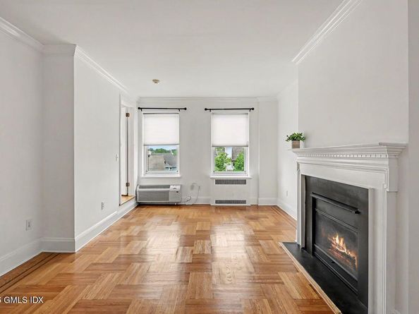 25 W Elm Street 51, Greenwich CT 06830
