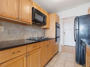 6600 Blvd East 22F, West New York NJ 07093