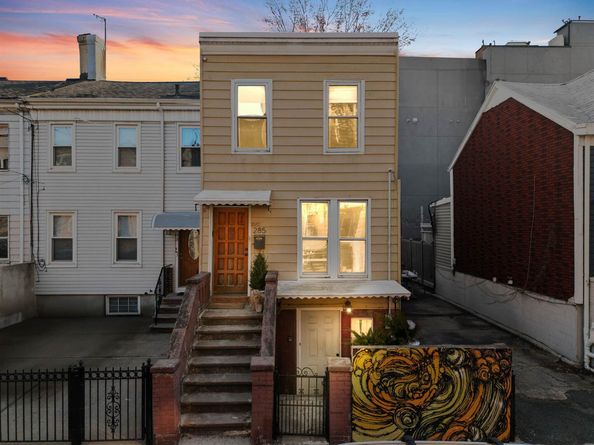 285 3rd St, Jersey City NJ 07302