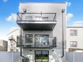 88 West 20th St 2, Bayonne NJ 07002