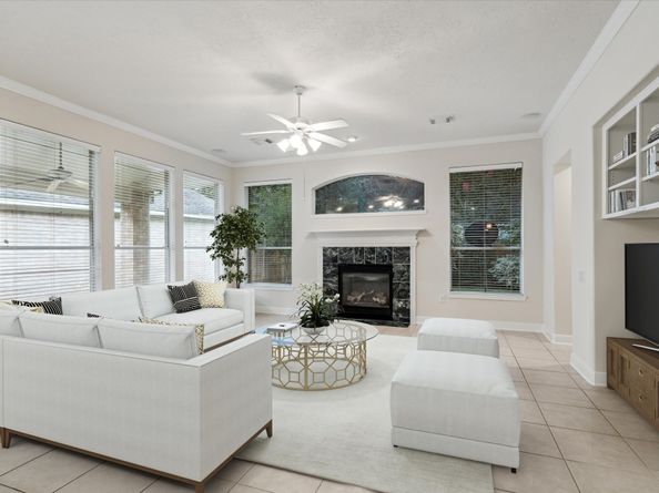 10 Surrey Run Place, The Woodlands TX 77384