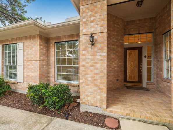 10 Surrey Run Place, The Woodlands TX 77384