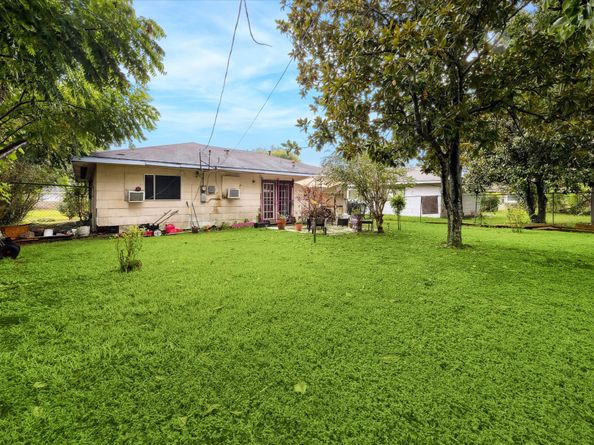 12711 Claygate Drive, Houston TX 77047