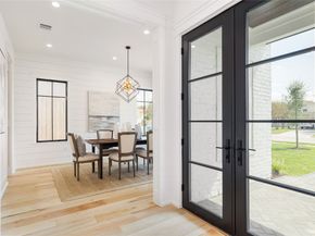 934 W 43rd Street, Houston TX 77018