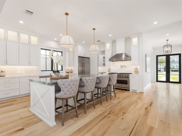934 W 43rd Street, Houston TX 77018