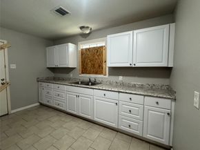 42 Burress Street, Houston TX 77022