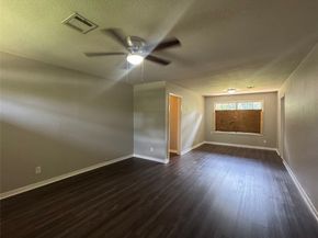 42 Burress Street, Houston TX 77022