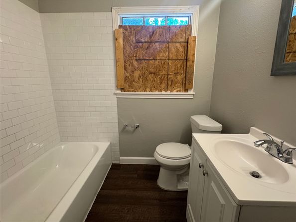 42 Burress Street, Houston TX 77022