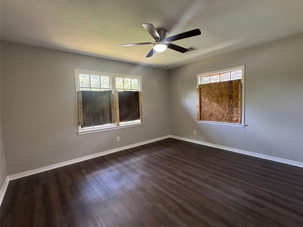42 Burress Street, Houston TX 77022