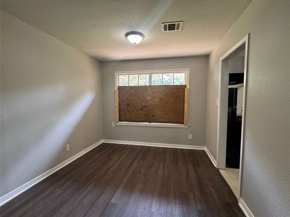 42 Burress Street, Houston TX 77022