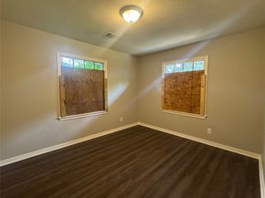 42 Burress Street, Houston TX 77022