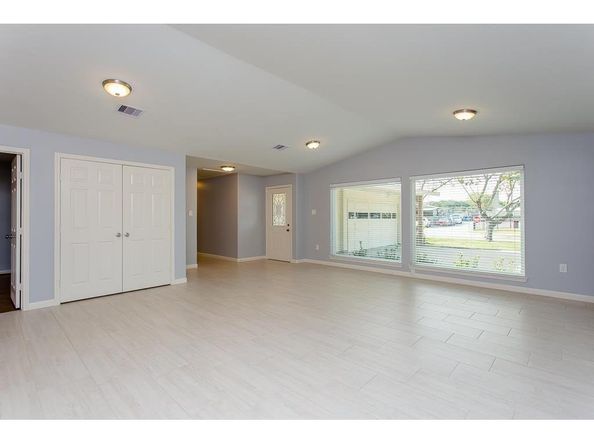 7413 Albacore Drive, Houston TX 77074